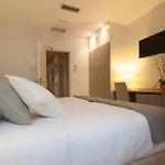 Hotel Colectia Urumea 2*