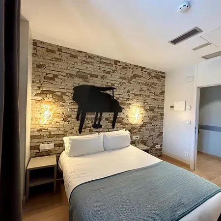 Hotel Casual Del Jazz 2*