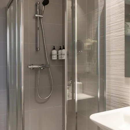 Colectia Urumea 2* サン・セバスティアン