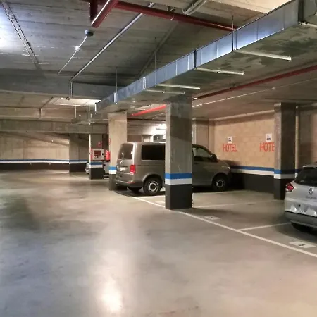 מלון Colectia Urumea 2*